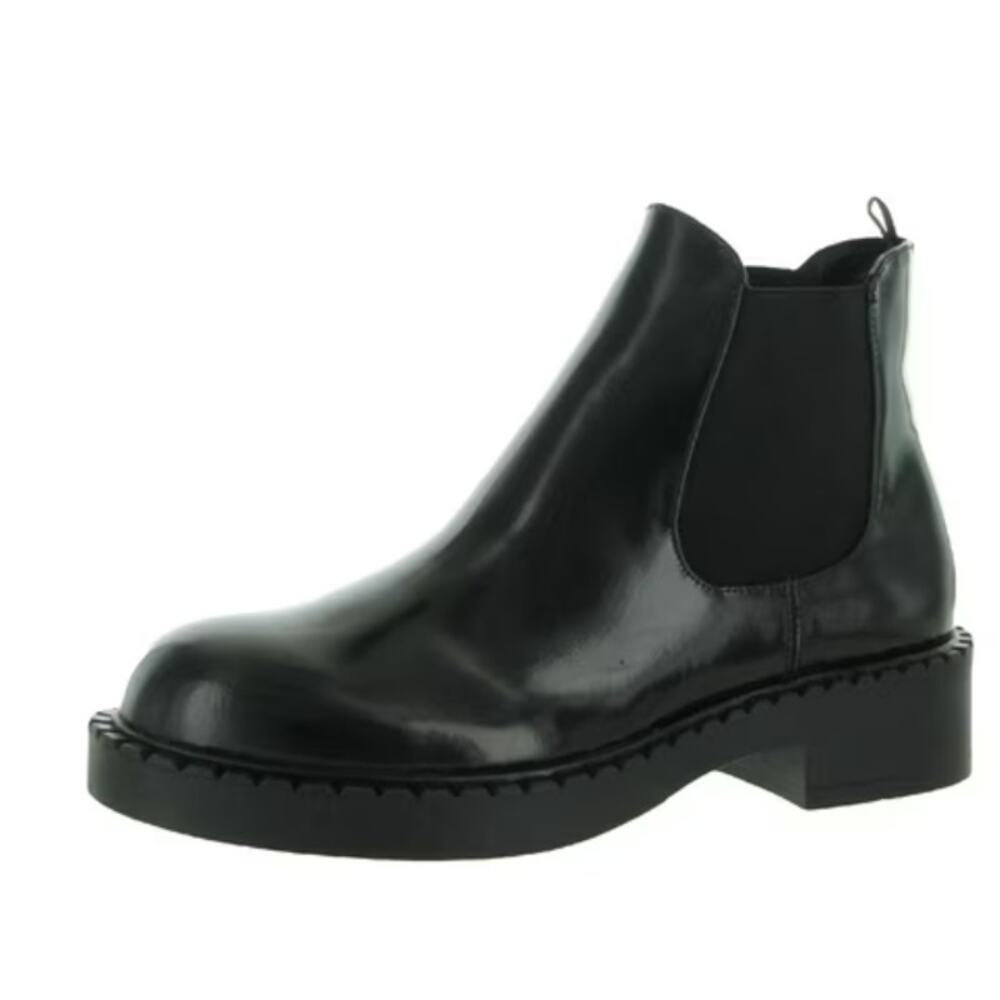 NWT Steve Madden Poppy Black Leather Chelsea Boots 11